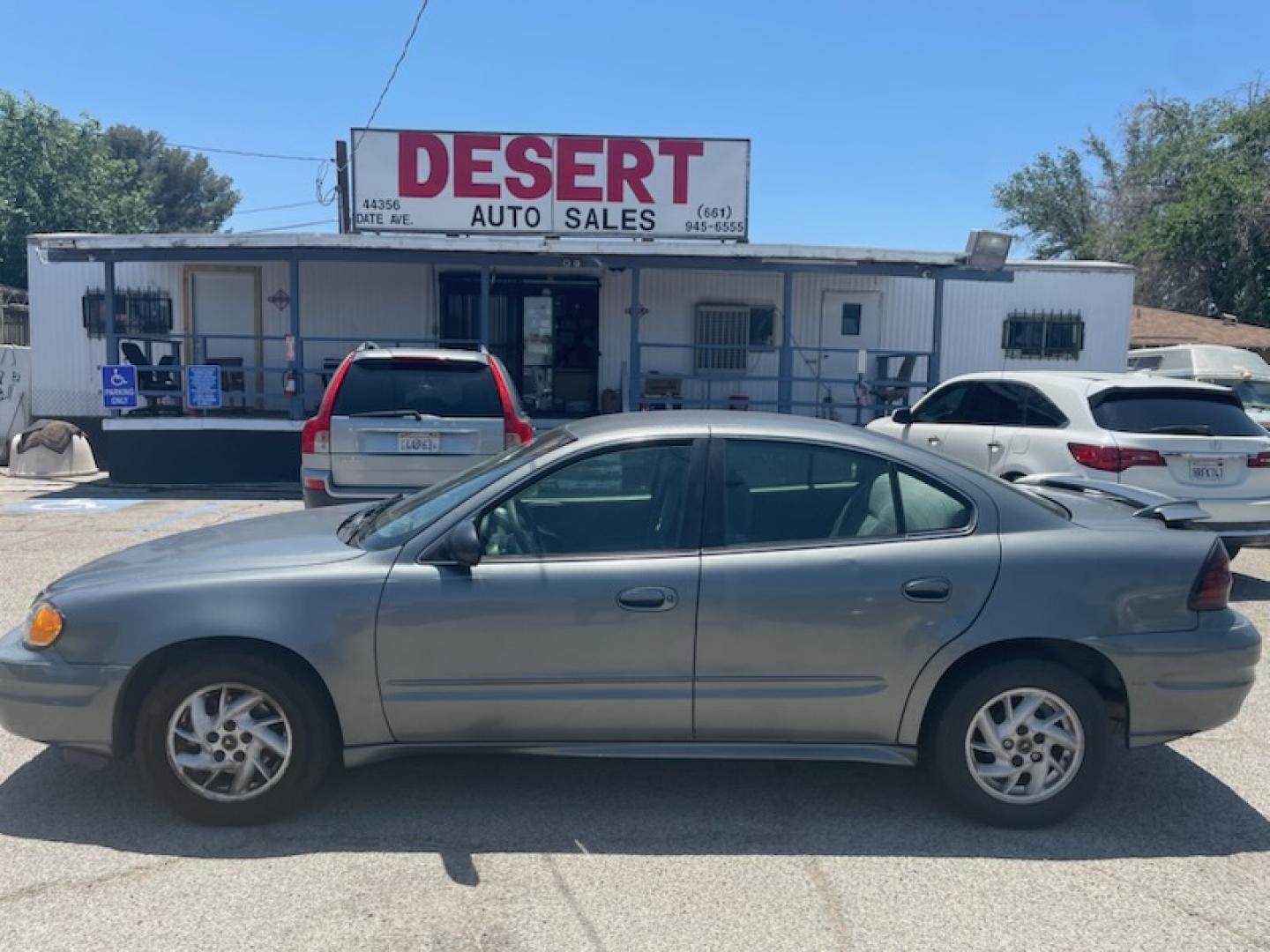 2003 Pontiac Grand AM SE sedan (1G2NE52F33C) with an 2.2L L4 DOHC 16V engine, located at 44356 Date Ave., Lancaster, CA, 93534, (661) 945-6555, 34.688919, -118.139374 - Photo#1