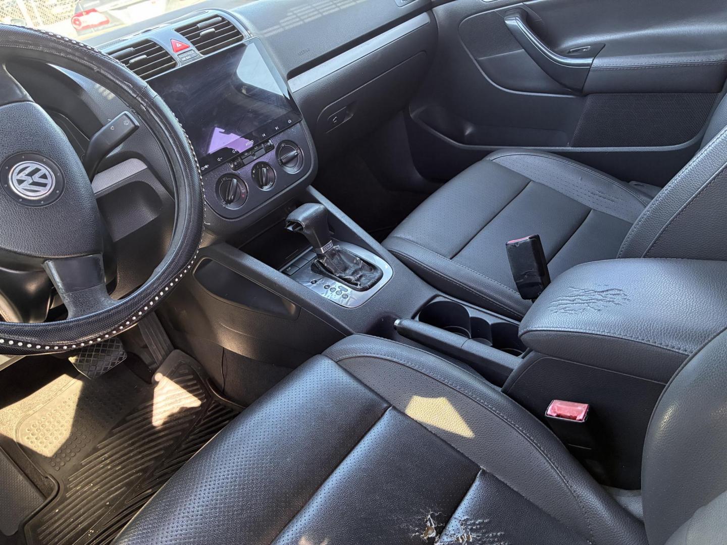 2006 Volkswagen New Jetta TDI (3VWST71K76M) with an 1.9L L4 SOHC 8V TURBO engine, located at 44356 Date Ave., Lancaster, CA, 93534, (661) 945-6555, 34.688919, -118.139374 - Photo#3