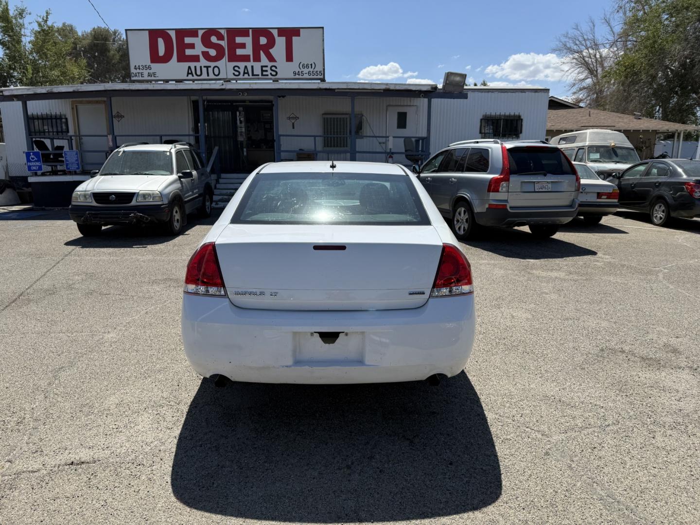 2016 Chevrolet Impala Limited LT (2G1WB5E31G1) with an 3.6L V6 DOHC 16V FFV engine, 6-Speed Automatic transmission, located at 44356 Date Ave., Lancaster, CA, 93534, (661) 945-6555, 34.688919, -118.139374 - Photo#3