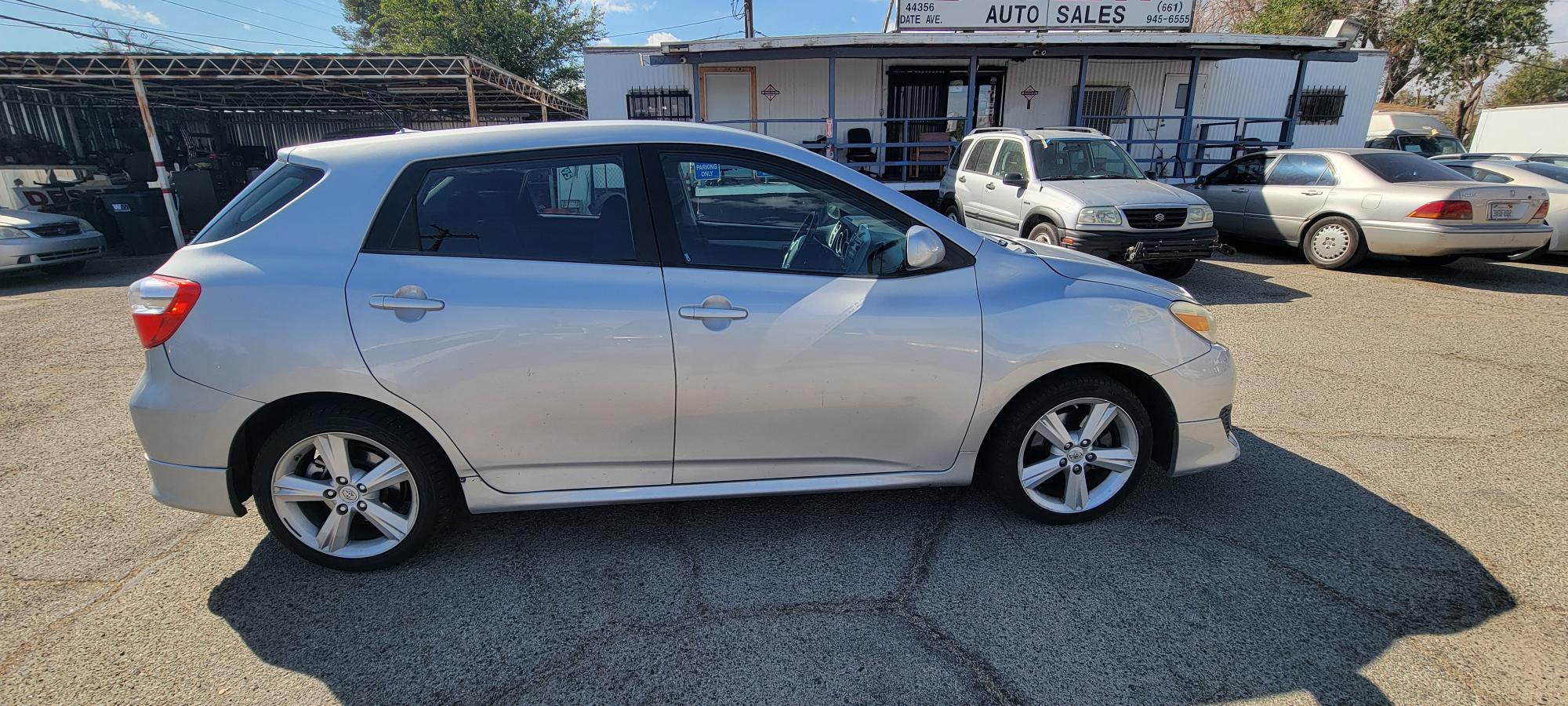 photo of 2009 Toyota Matrix S 5-Speed AT