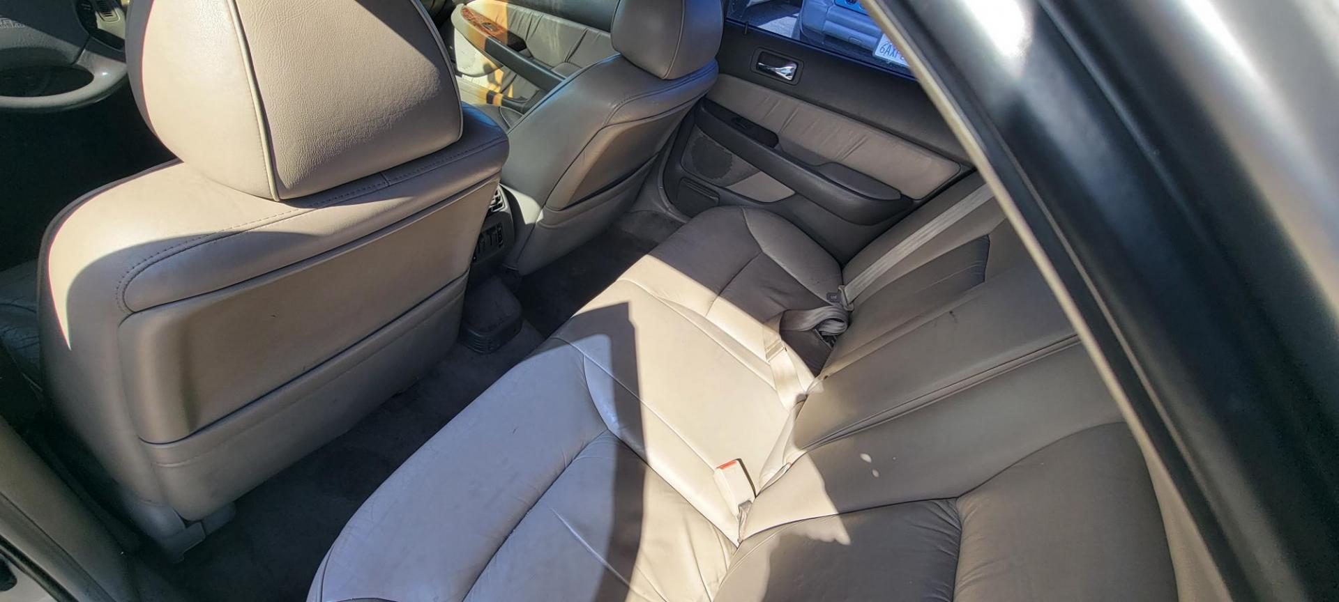 1997 /GRAY Acura RL 3.5RL (JH4KA9658VC) with an 3.5L V6 SOHC 24V engine, 4-Speed Automatic Overdrive transmission, located at 44356 Date Ave., Lancaster, CA, 93534, (661) 945-6555, 34.688919, -118.139374 - Photo#4