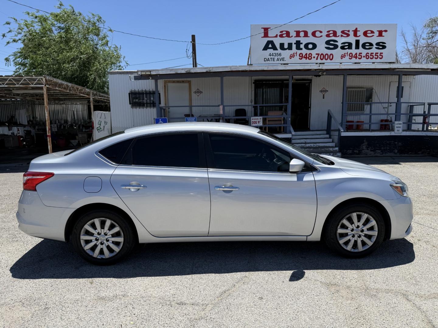 2016 Nissan Sentra FE+ S (3N1AB7AP8GY) with an 1.8L L4 SFI DOHC 16V engine, CVT transmission, located at 44356 Date Ave., Lancaster, CA, 93534, (661) 945-6555, 34.688919, -118.139374 - Photo#1