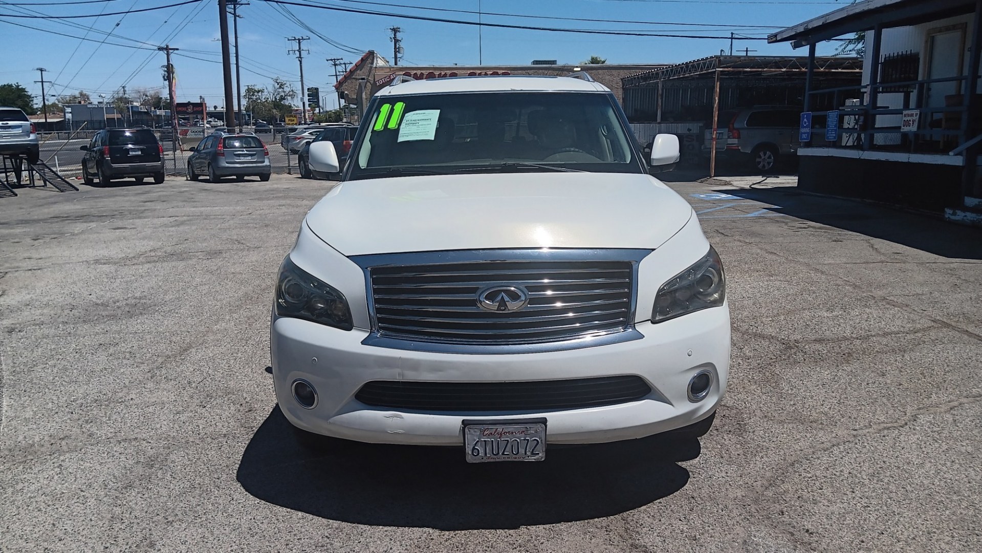 2011 WHITE Infiniti QX56 2WD (JN8AZ2ND3B9) with an 5.6L V8 DOHC 32V engine, 5A transmission, located at 44356 Date Ave., Lancaster, CA, 93534, (661) 945-6555, 34.688919, -118.139374- Photo#6