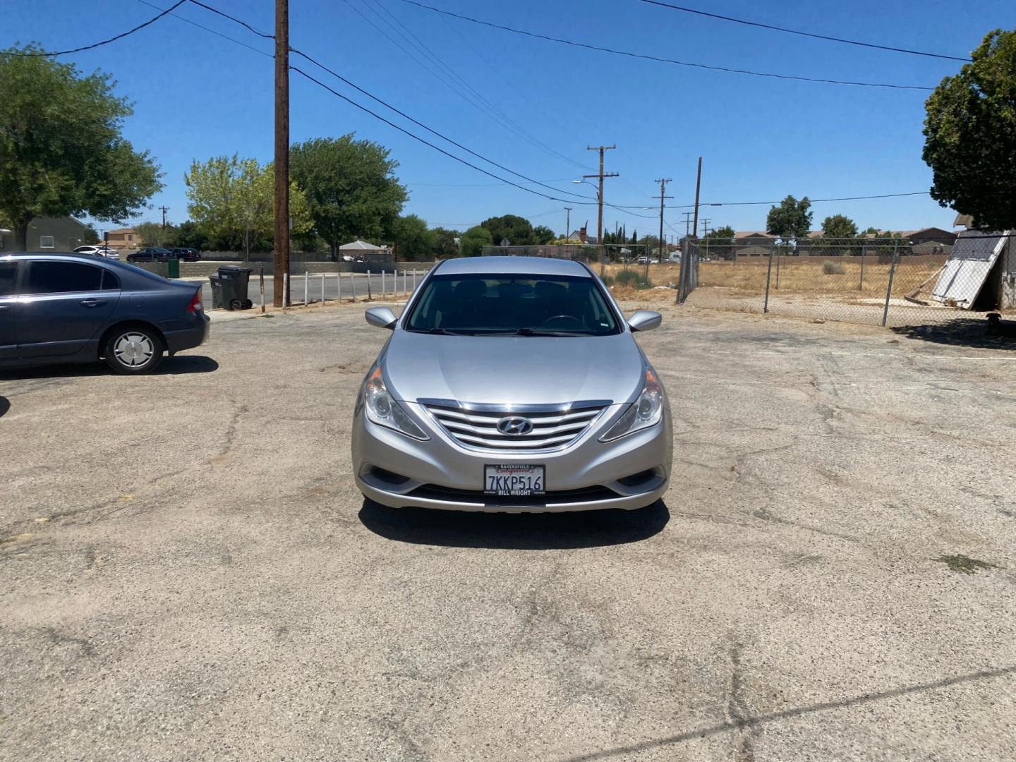 2013 Hyundai Sonata GLS (5NPEB4AC5DH) with an 2.4L L4 DOHC 16V engine, 6-Speed Automatic transmission, located at 44356 Date Ave., Lancaster, CA, 93534, (661) 945-6555, 34.688919, -118.139374 - Photo#0